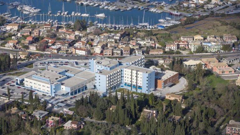 Στο Νοσοκομείο της Κέρκυρας ένας τραυματίας από το πλοίο